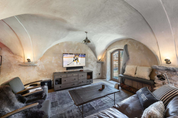 villa in Meribel : Rent this prestigious and comfortable chalet for 10 guests in Méribel Le Raffort. - Photo 19