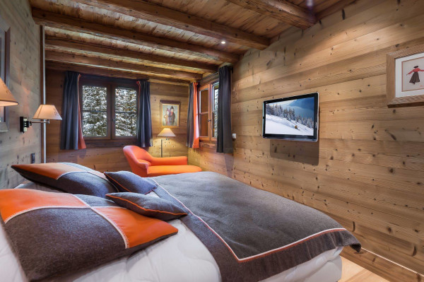 villa in Courchevel : Rent this nearby center of the resort and slopes in Courchevel Village. - Photo 13