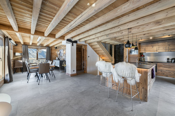 villa in St Martin de Belleville : Rent this traditional but modern chalet in La Villette area in St Martin de Belleville. - Photo 4