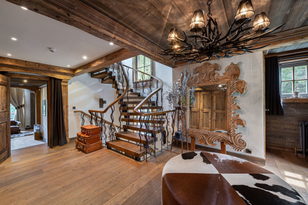 villa in Courchevel : Rent this 6 bedrooms chalet in Belvedere with a large well ness area. - Photo 17