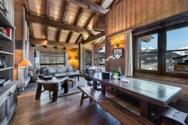 villa in Courchevel : Rent this nearby center of the resort and slopes in Courchevel Village. - Photo 3