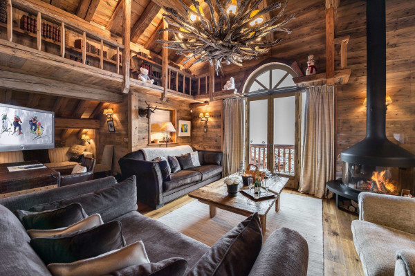 villa in Courchevel : Rent this 6 bedrooms chalet located in the Domain de Bllecôte  in Courchevel 1850. - Photo 1