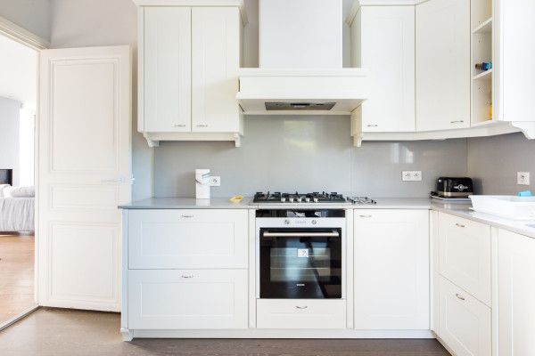 villa in Cannes : Rent this renovated villa in the quiet area of La Croix des Gardes,  can accommodate up 8 guests. - Photo 9