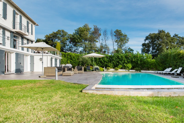 villa in Cannes : Rent this renovated villa in the quiet area of La Croix des Gardes,  can accommodate up 8 guests. - Photo 29