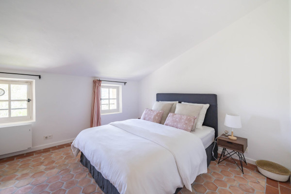 villa in Grasse : Rent this 8 bedrooms provencal villa between Valbonne and Grasse, perfect for family holidays. - Photo 22