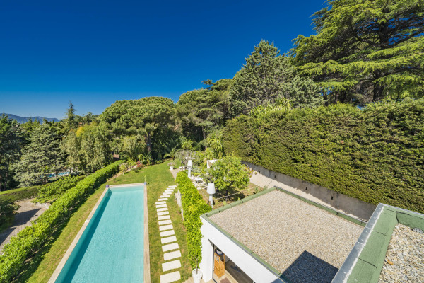 villa in Cannes : Rent this brand new modern villa in Cannes Croix des Gardes with a stuning 180 degree sea view - Photo 34