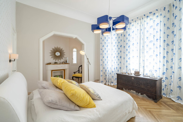 villa in Cap d'Antibes : Rent this 6 bedroom  villa in a quiet area on the cap d'Antibes, walking distance to Juan les Pins. - Photo 24