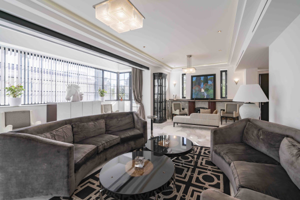 villa in Cannes : Rent beautiful modern villa in the lower Californie area of Cannes - Photo 6