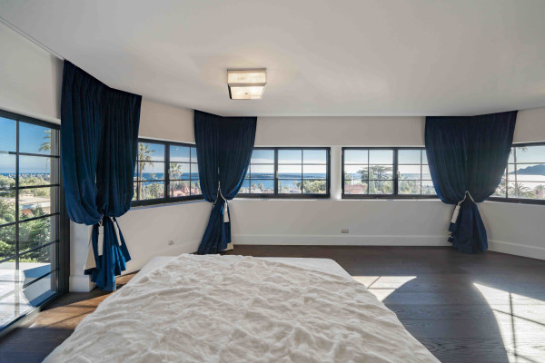villa in Cannes : Rent beautiful modern villa in the lower Californie area of Cannes - Photo 27