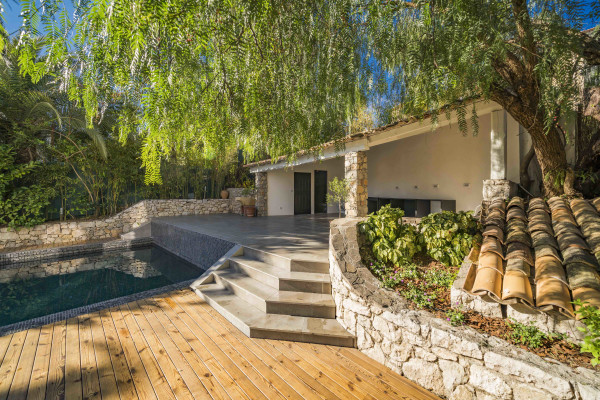 villa in Cannes : Rent beautiful modern villa in the lower Californie area of Cannes - Photo 37