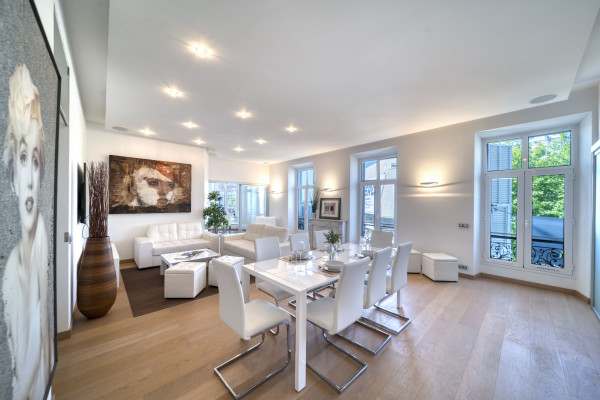 apartment in Cannes : Rent an incredible 3-bedroom apartment in front of Palais des Festivals - Photo 7