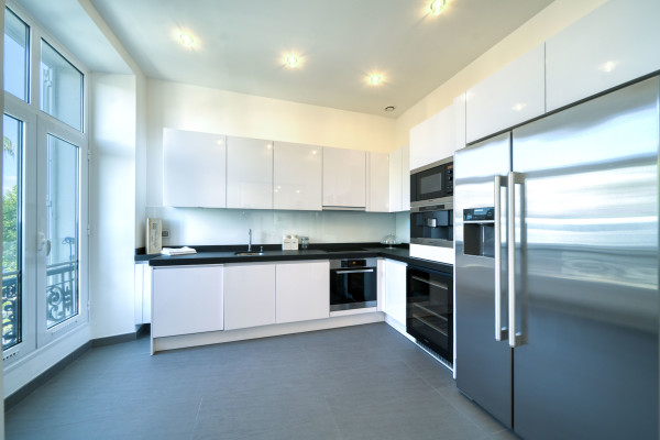 apartment in Cannes : Rent an incredible 3-bedroom apartment in front of Palais des Festivals - Photo 6
