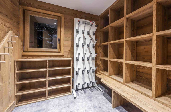 villa in Méribel : Rent this luxury Ski in/ski out Chalet in Méribel - Photo 18
