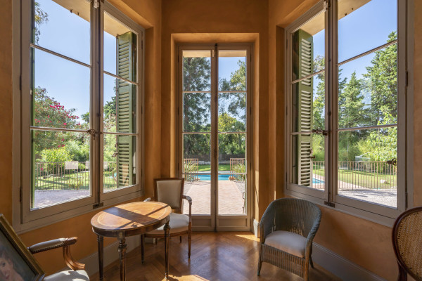 villa in Cannes : Rent this historic property built in 1875  in Cannes, which can accommodate up to 8 guests. - Photo 3