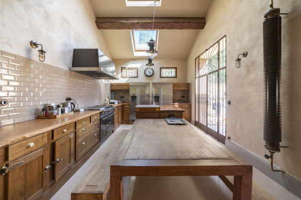 villa in Cannes : Rent this historic property built in 1875  in Cannes, which can accommodate up to 8 guests. - Photo 5