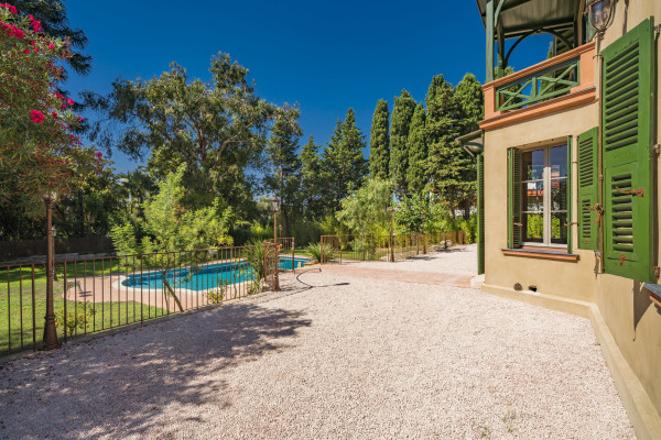 villa in Cannes : Rent this historic property built in 1875  in Cannes, which can accommodate up to 8 guests. - Photo 25