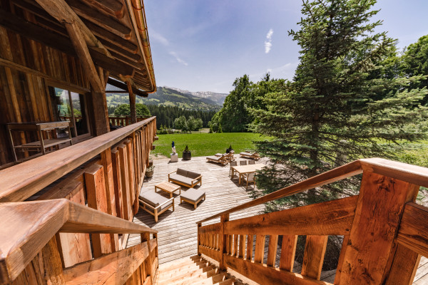 villa in Megeve : Rent exceptional Chalet with view of Mont Blanc - Photo 2