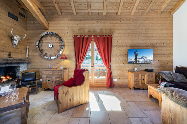villa in Courchevel : Rent lovely chalet in Courchevel Village - Photo 0