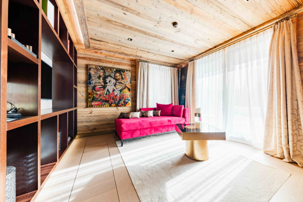 villa in  : Rent beautiful chalet in Crans-Montana - Photo 2