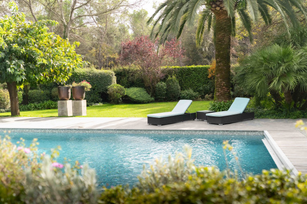 villa in Mougins : Rent wonderful 5 bedroom villa located in a prestigious domaine in Mougins - Photo 1