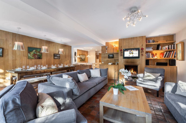 villa in Courchevel : Rent this Chalet in Jardin Alpin - Photo 3