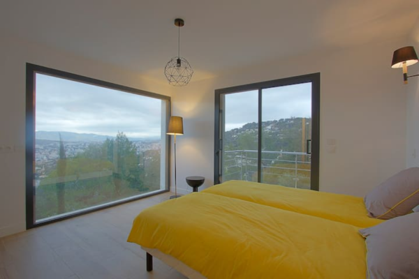 villa in Cannes : Rent lovely villa with sea view - Photo 16