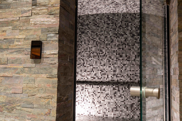 apartment in Tignes : Rent deluxe chalet with one of the finest views in the resort - Photo 5