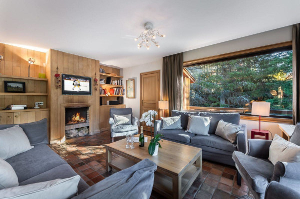 villa in Courchevel : Rent this Chalet in Jardin Alpin - Photo 2