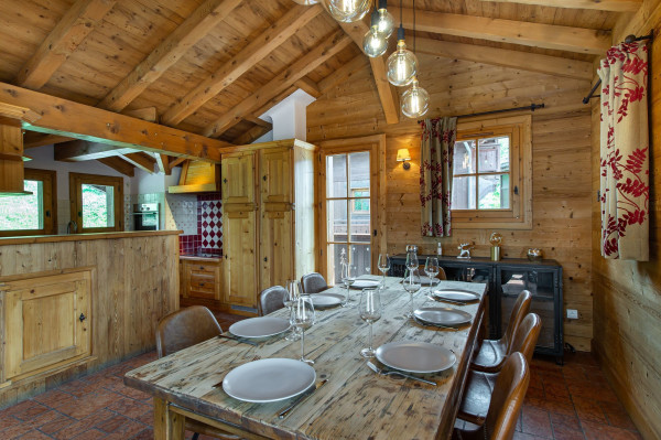 villa in Courchevel : Rent this cosy chalet, perfect for a family - Photo 4