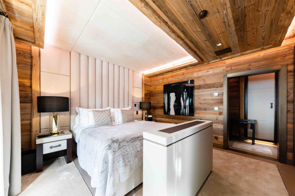 villa in  : Rent beautiful chalet in Crans-Montana - Photo 19