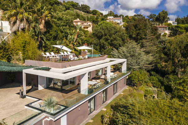 villa in Cannes : Rent beautiful 4 bedrooms with sea view - Photo 0