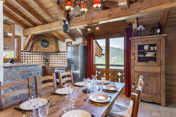 villa in Courchevel : Rent lovely chalet in Courchevel Village - Photo 5