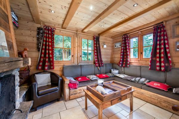villa in Courchevel : Rent cosy individual chalet with its Hammam - Photo 2