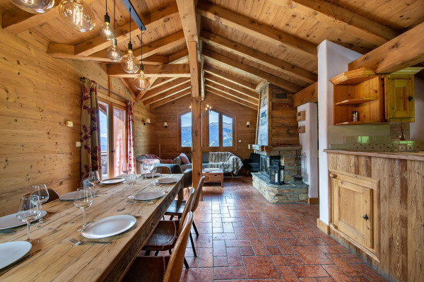 villa in Courchevel : Rent this cosy chalet, perfect for a family - Photo 2