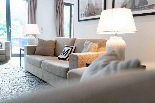 villa in Mougins : Rent wonderful 5 bedroom villa located in a prestigious domaine in Mougins - Photo 6