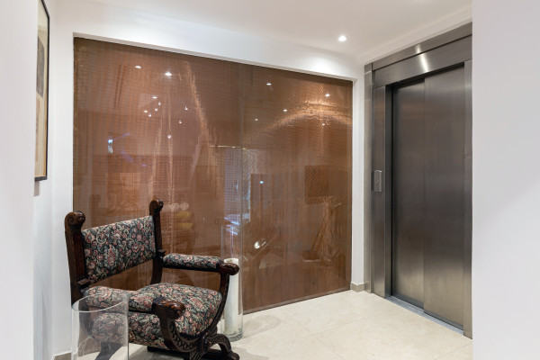 villa in Cannes : Rent gorgeous 7-bedroom villa with sea view in the heights of Cannes - Photo 26