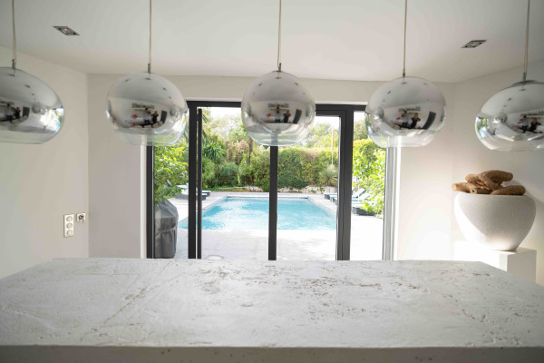 villa in Mougins : Rent wonderful 5 bedroom villa located in a prestigious domaine in Mougins - Photo 28