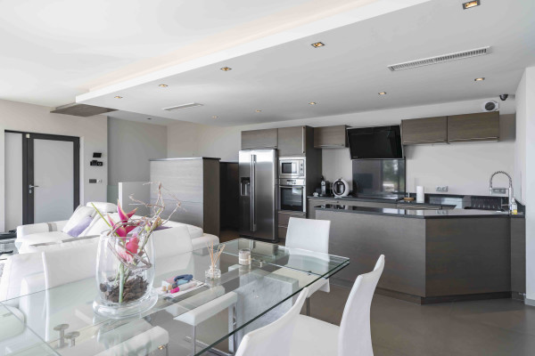 villa in Cannes : Rent beautiful 4 bedrooms with sea view - Photo 6