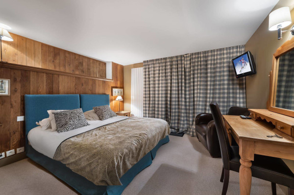 villa in Courchevel : Rent this Chalet in Jardin Alpin - Photo 13