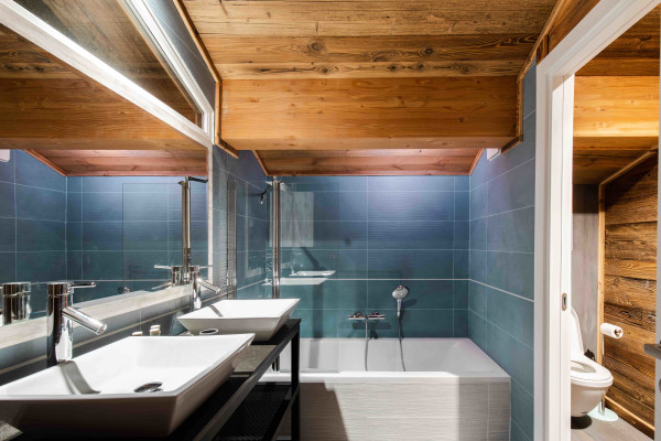 villa in Tignes : Rent deluxe chalet with spectacular view of Mont Blanc - Photo 5