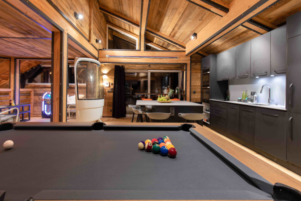 villa in Tignes : Rent deluxe chalet with spectacular view of Mont Blanc - Photo 21