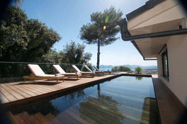 villa in Cannes : Rent lovely villa with sea view - Photo 1