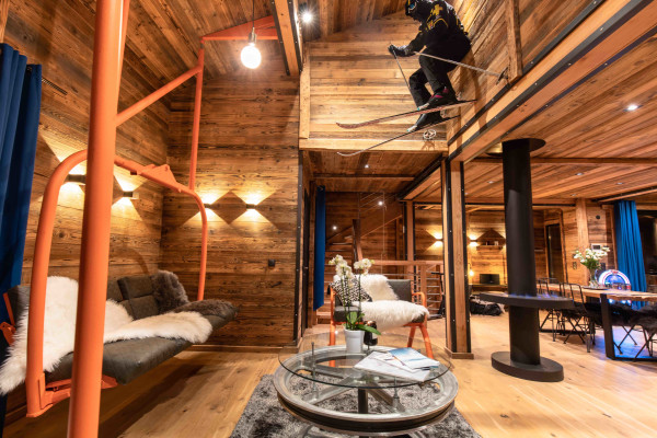 apartment in Tignes : Rent deluxe chalet with one of the finest views in the resort - Photo 1