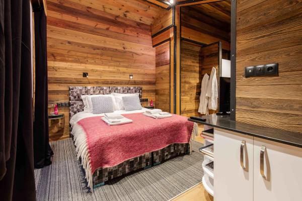 villa in Tignes : Rent deluxe chalet with spectacular view of Mont Blanc - Photo 9