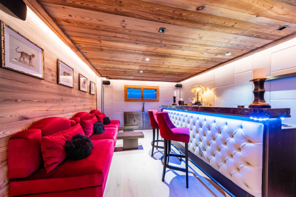 villa in  : Rent ultra-luxury chalet in Crans-Montana - Photo 35