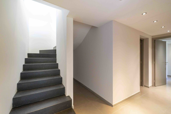 villa in Cannes : Rent beautiful 4 bedrooms with sea view - Photo 20