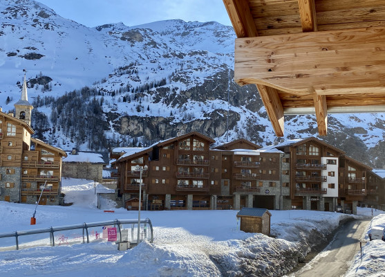 apartment in Tignes : Rent deluxe chalet with one of the finest views in the resort - Photo 23