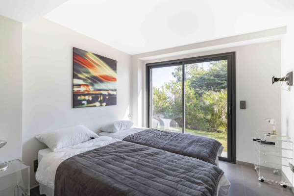 villa in Cannes : Rent beautiful 4 bedrooms with sea view - Photo 15