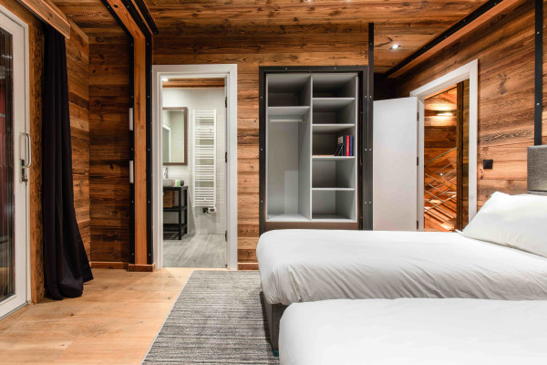 villa in Tignes : Rent deluxe chalet with spectacular view of Mont Blanc - Photo 14