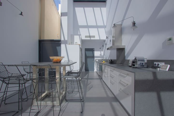 villa in Cannes : Rent lovely villa with sea view - Photo 3
